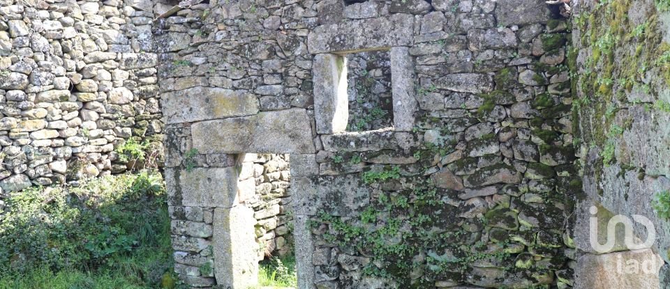 Village house T0 in Mouçós e Lamares of 526 m²