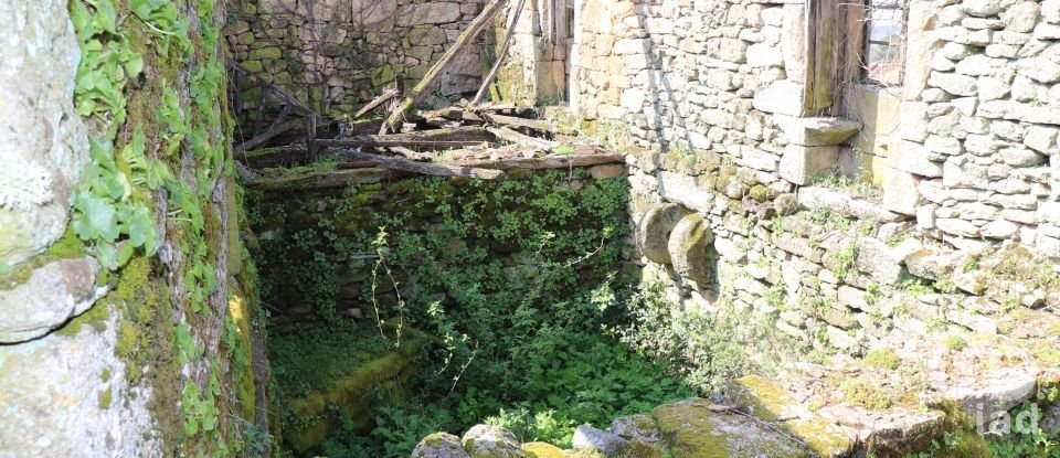 Village house T0 in Mouçós e Lamares of 526 m²