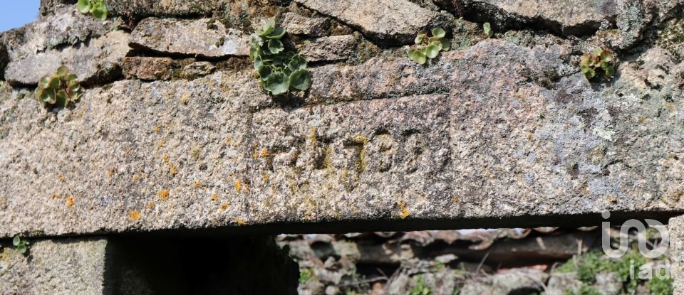 Village house T0 in Mouçós e Lamares of 526 m²