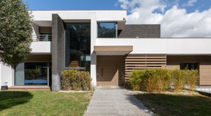 Lodge T7 in Charneca De Caparica E Sobreda of 513 m²