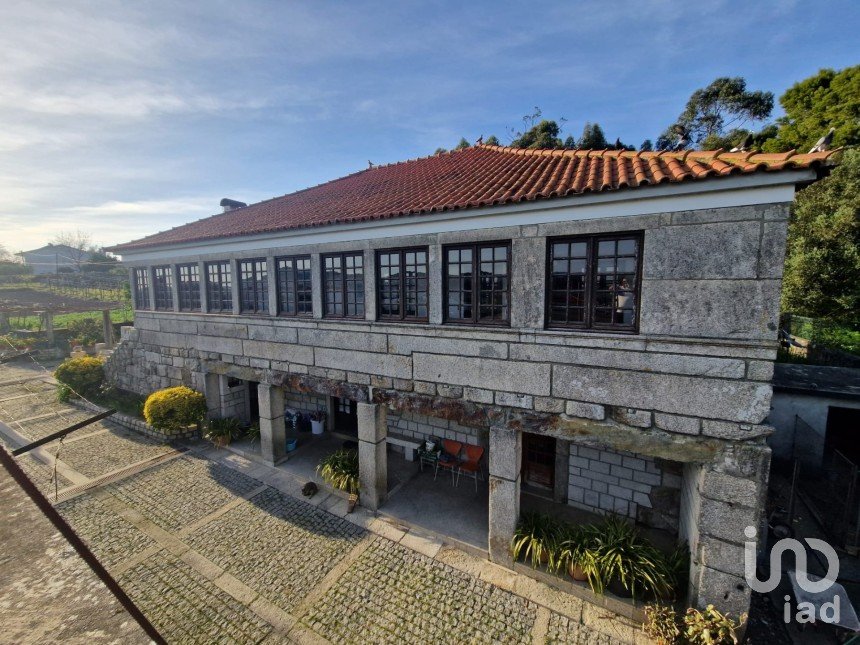 Quinta T4 em Santa Marta de Portuzelo de 434 m²