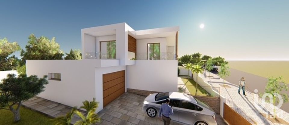 Casa T3 em Santa Maria, São Pedro E Matacães de 216 m²