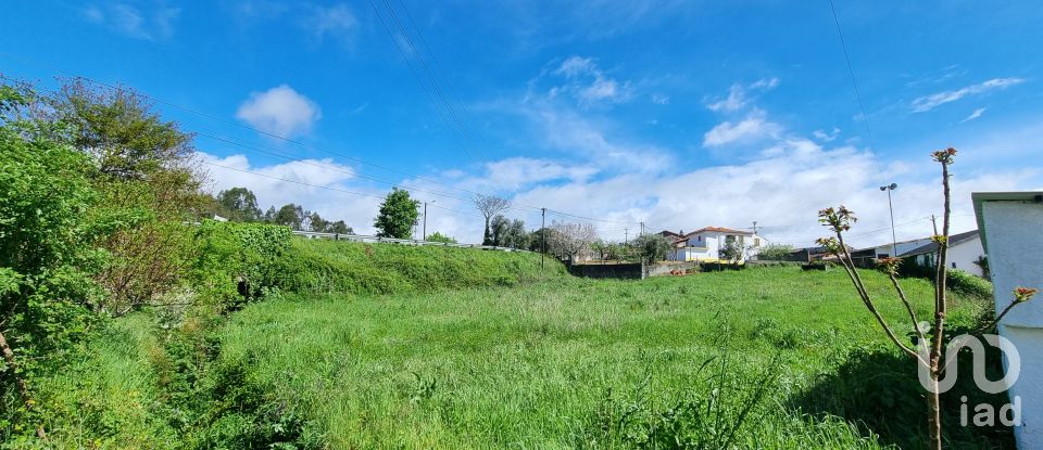 Terreno urbano em Poiares (Santo André) de 1 490 m²