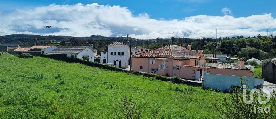 Terreno urbano em Poiares (Santo André) de 1 490 m²