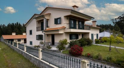 Maison rustique T4 à Recardães e Espinhel de 299 m²