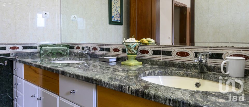 Casa de Campo T4 em Recardães e Espinhel de 299 m²