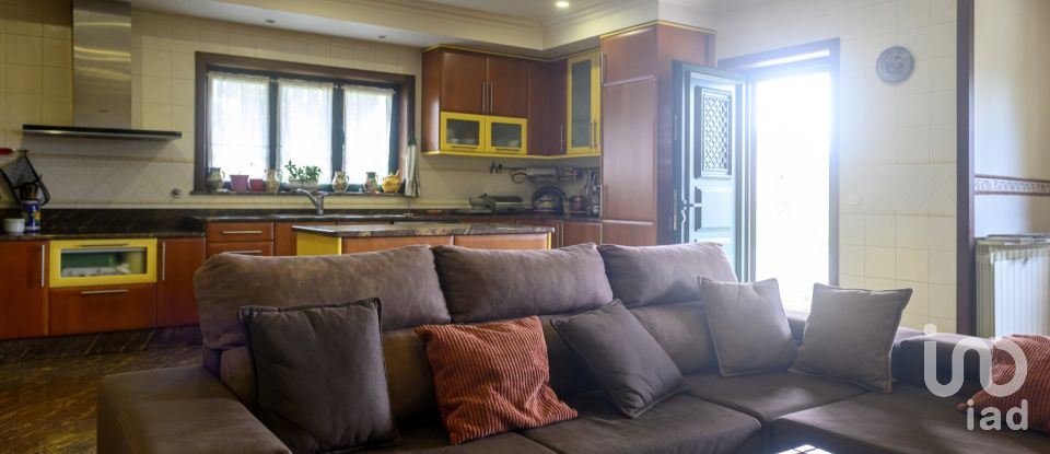 Casa de Campo T4 em Recardães e Espinhel de 299 m²