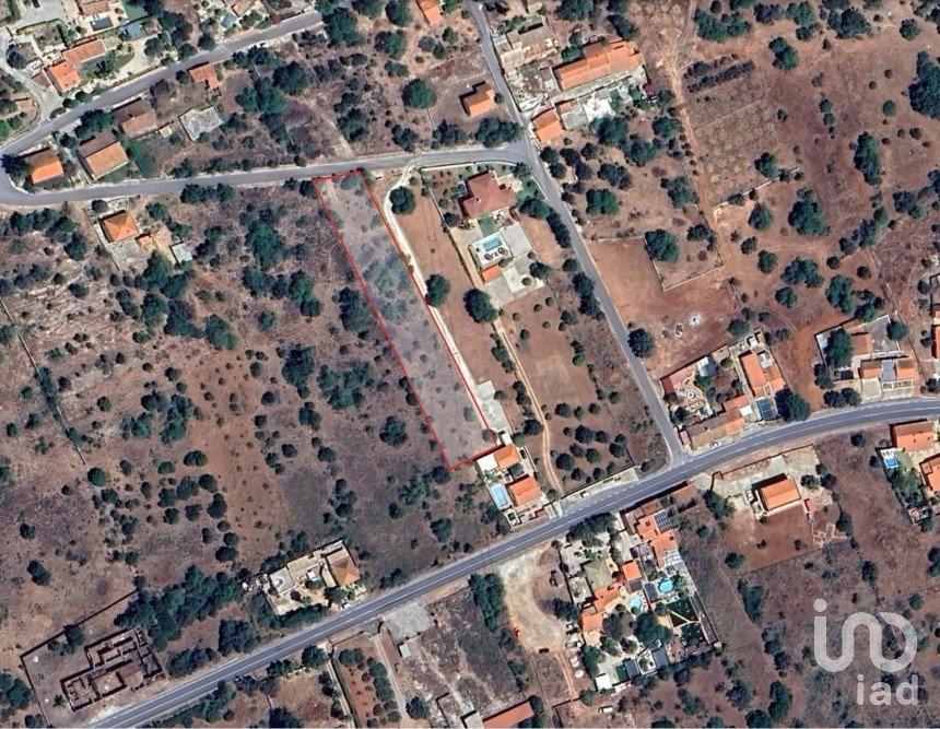 Terreno em São Bartolomeu de Messines de 2 720 m²