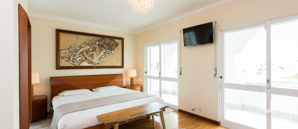 Maison T5 à Peniche de 290 m²