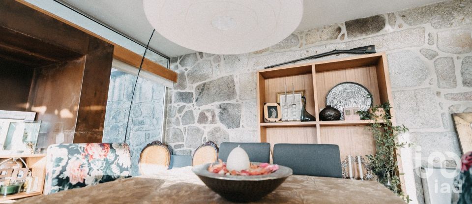 Gîte T5 à Lanhelas de 277 m²