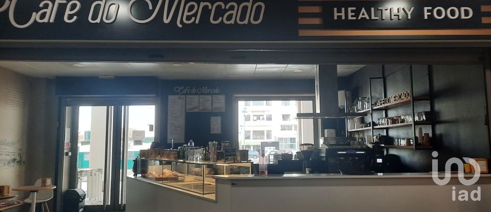 Shop / premises commercial in Faro (Sé e São Pedro) of 34 m²