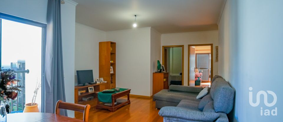 Apartamento T2 em São Martinho de 84 m²