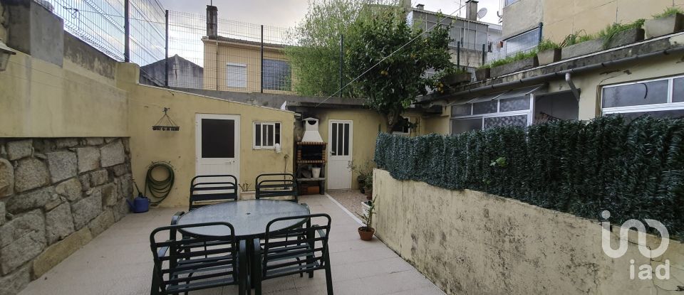 Maison traditionnelle T6 à Ramalde de 300 m²