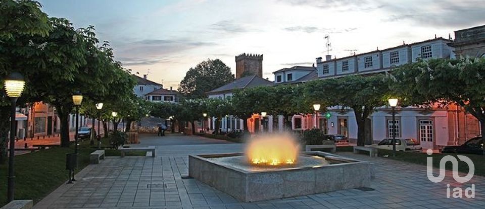 Boutique/Local commercial à Paderne de 473 m²