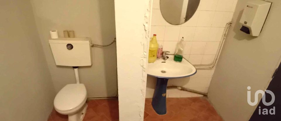 Boutique/Local commercial à Paderne de 473 m²