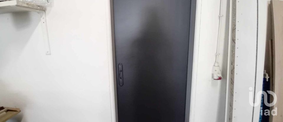 Boutique/Local commercial à Paderne de 473 m²