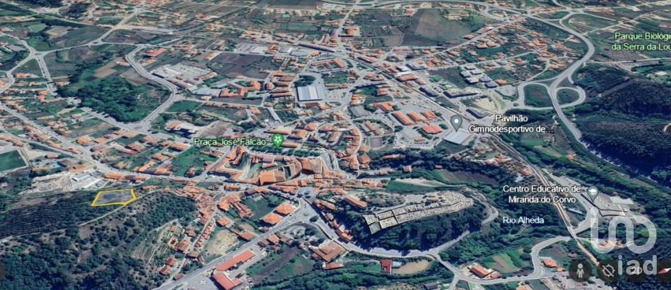 Building plot in Miranda do Corvo of 3,860 m²