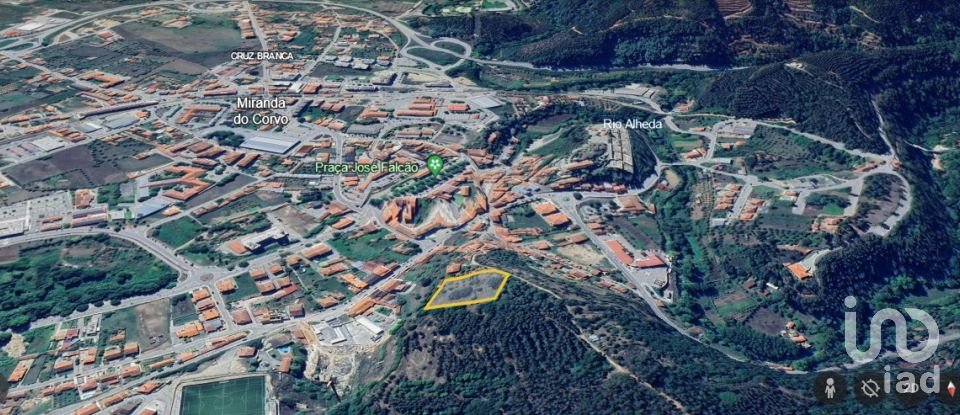 Building plot in Miranda do Corvo of 3,860 m²