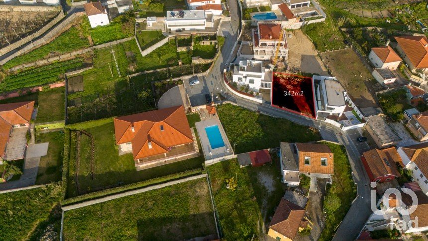 Terrain à bâtir à Castelo do Neiva de 345 m²