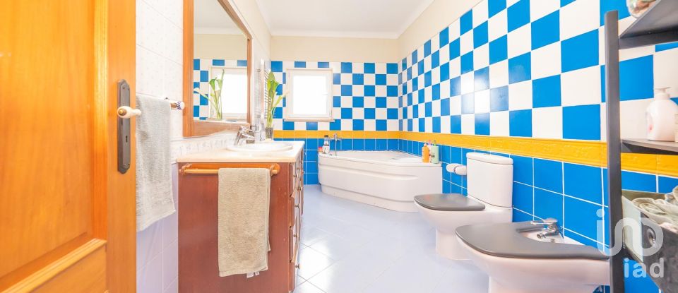 Ferme T4 à Palmela de 239 m²