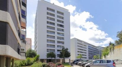 Apartment T3 in Algés, Linda-a-Velha e Cruz Quebrada-Dafundo of 142 m²