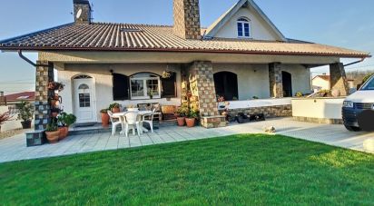 Maison rustique T4 à Válega de 359 m²