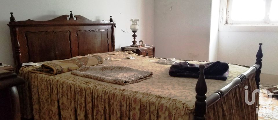 Traditional house T4 in Bombarral e Vale Covo of 194 m²