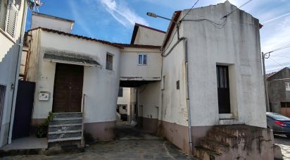 Village house T3 in Portela do Fojo-Machio of 117 m²
