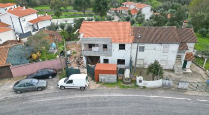 Casa T3 em Miranda do Corvo de 128 m²