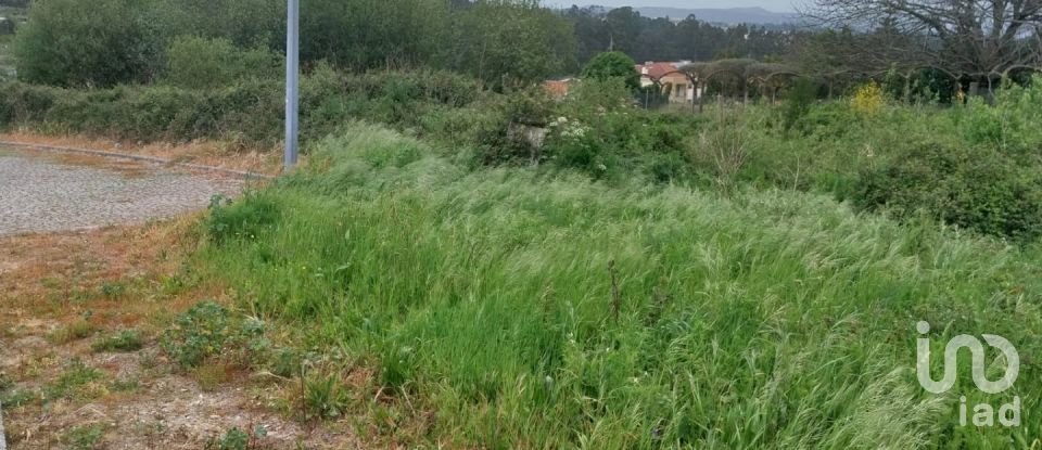 Terreno urbano em Argoncilhe de 1 513 m²