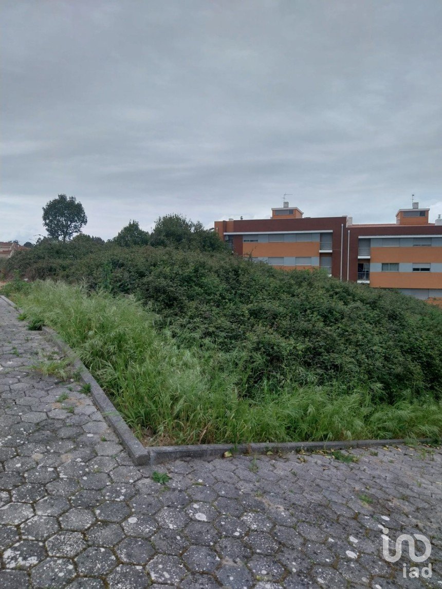 Terrain à bâtir à Argoncilhe de 644 m²