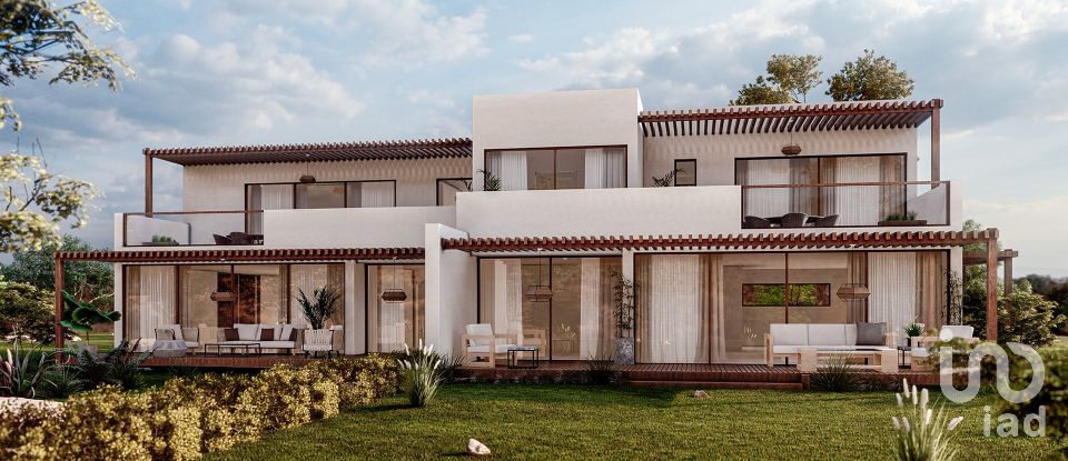 Casa / Villa T2 em Alcantarilha e Pêra de 281 m²