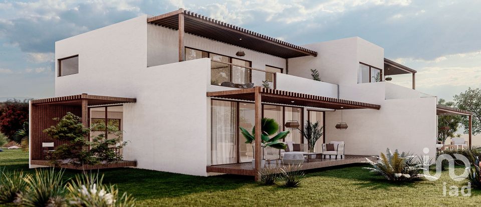 Casa / Villa T2 em Alcantarilha e Pêra de 281 m²