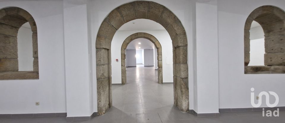 Surface diverse à Viseu de 1 680 m²