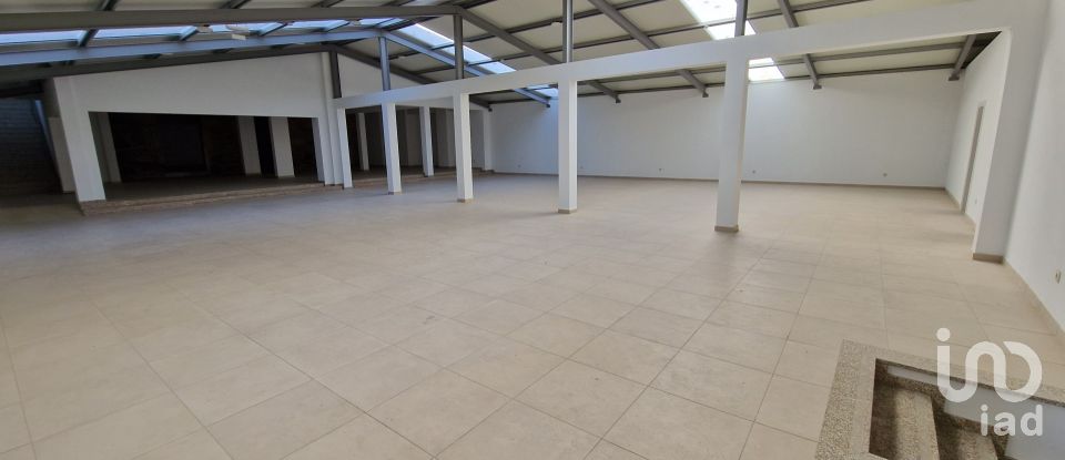 Surface diverse à Viseu de 1 680 m²