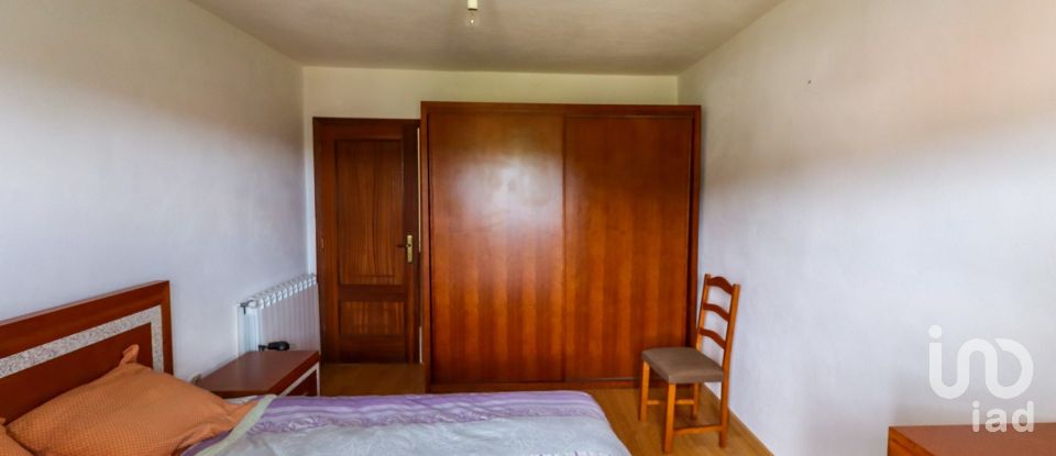 Lodge T3 in Planalto de Monforte (Oucidres e Bobadela) of 162 m²