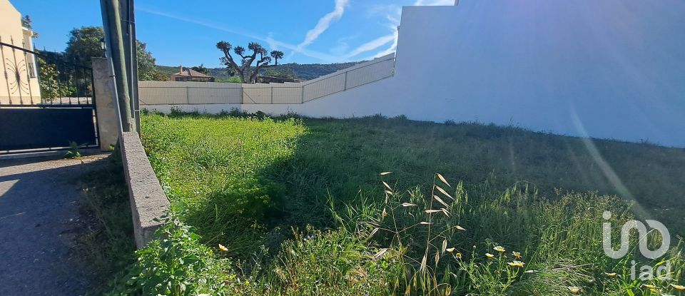 Terrain à bâtir à São Brás de Alportel de 633 m²