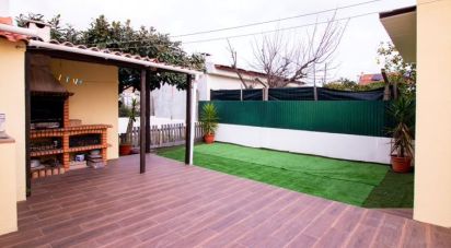 Maison T4 à Fernão Ferro de 165 m²