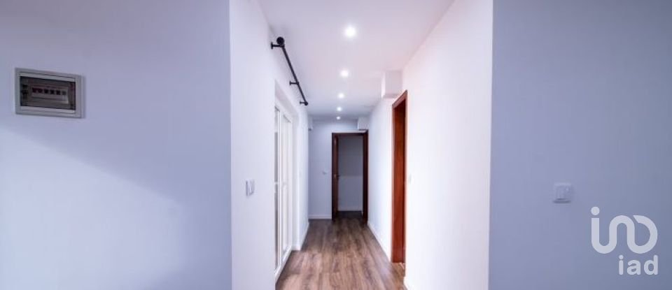 Moradia T4 em Fernão Ferro de 165 m²