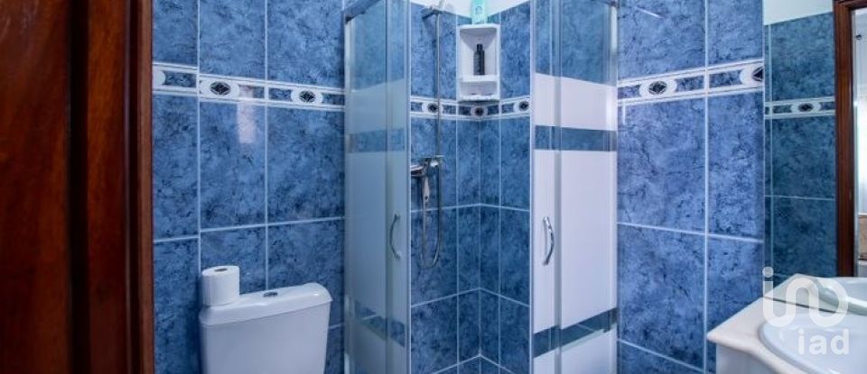 Moradia T4 em Fernão Ferro de 165 m²