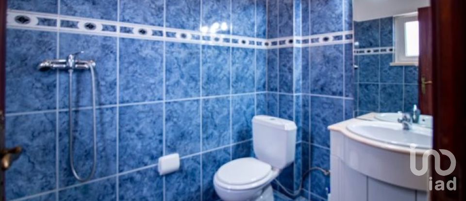 Moradia T4 em Fernão Ferro de 165 m²