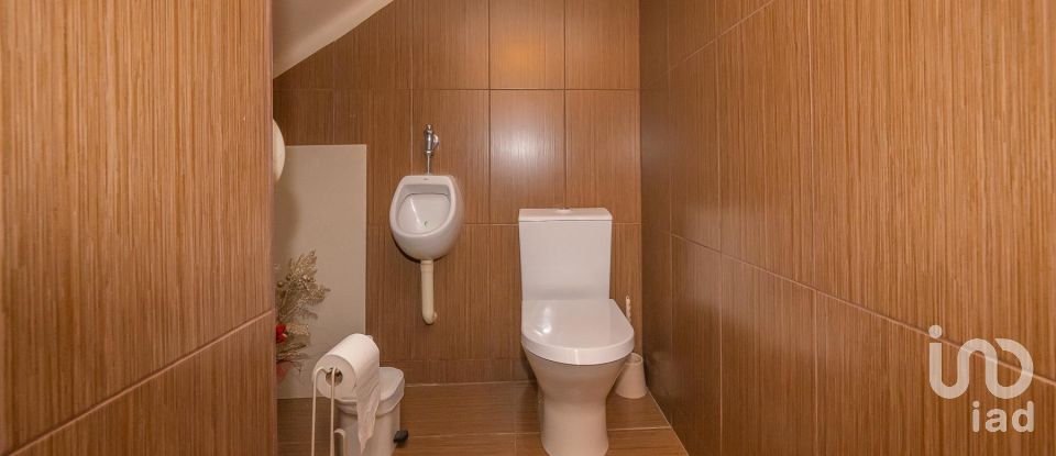 Shop / premises commercial in Setúbal (São Julião, Nossa Senhora da Anunciada e Santa Maria da Graça) of 177 m²