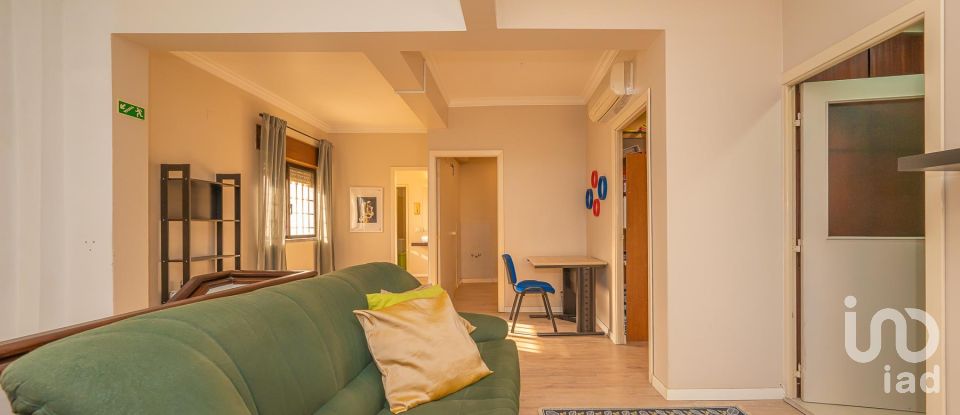 Shop / premises commercial in Setúbal (São Julião, Nossa Senhora da Anunciada e Santa Maria da Graça) of 177 m²