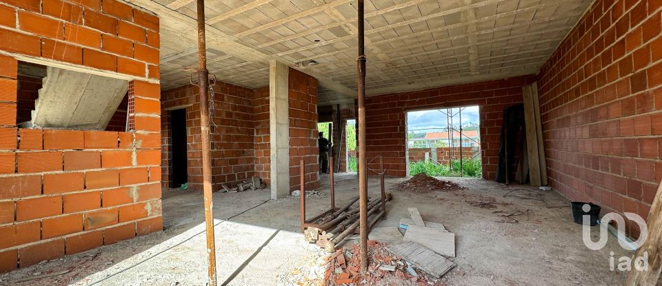 Maison T4 à Pataias e Martingança de 400 m²