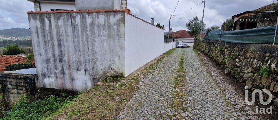 Building land in Quintiães E Aguiar of 970 m²