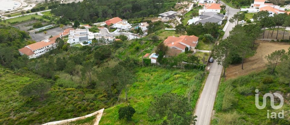Building land in Foz do Arelho of 2,035 m²