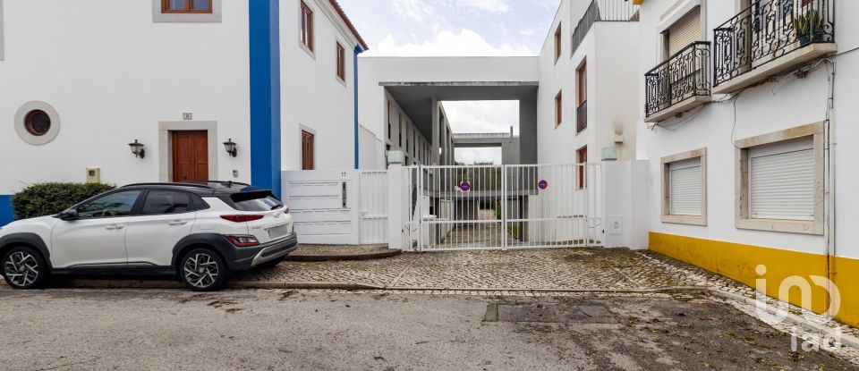 Maison traditionnelle T3 à Azeitão (São Lourenço e São Simão) de 158 m²