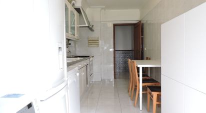 Apartment T2 in Pontinha e Famões of 80 m²