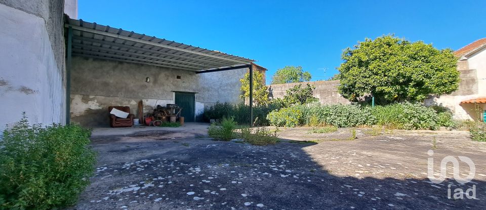 Maison de village T3 à Azambujeira e Malaqueijo de 196 m²
