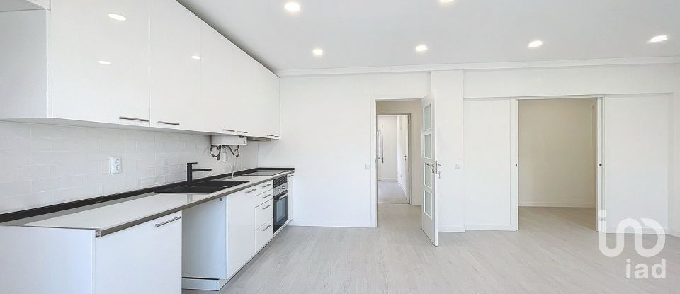 Apartamento T3 em Baixa Da Banheira E Vale Da Amoreira de 96 m²